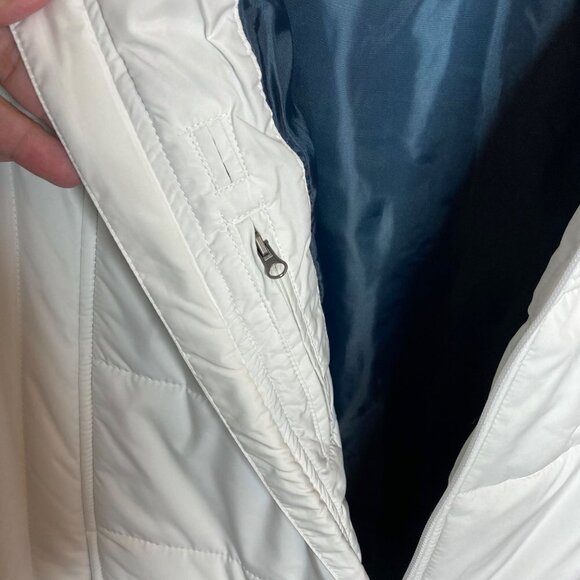 Dr Pepper Embroidered White Puffer Vest SEC Football Graphic NWT New Womens 2XL - Picture 5 of 7